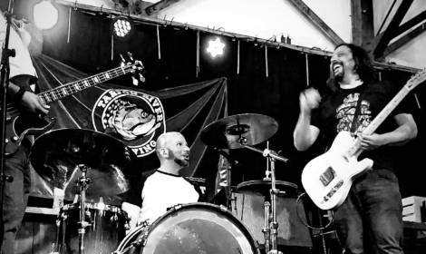 Off Orbit – Rock N’ More!